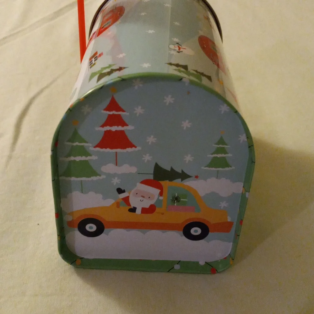 Santa & Penguin Snow Scene Christmas 🎄 Mailbox 📬